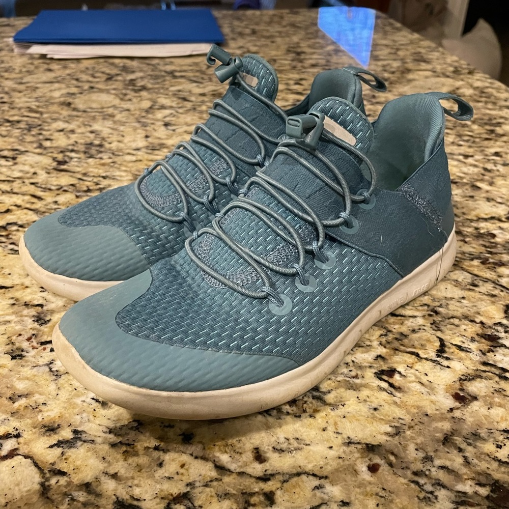 Nike Free Women’s Sneaker Size 5.5